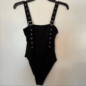 PrettyLittleThing Black Square Neck Bodysuit